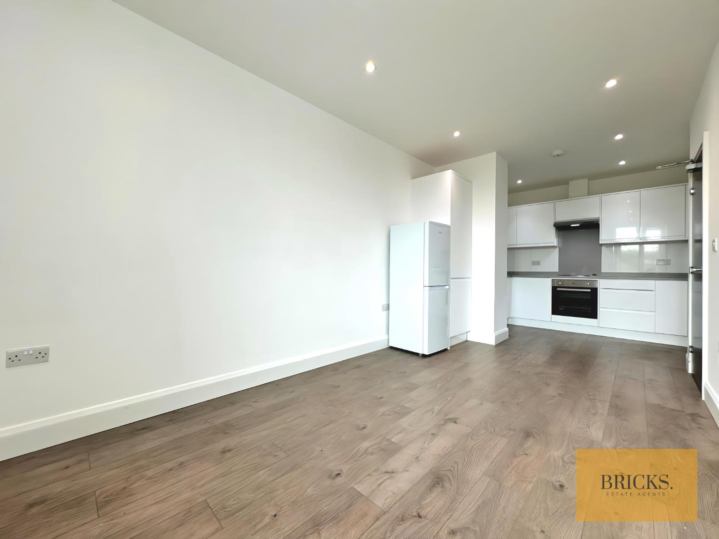 X3Hix0ag4EOEvakMByxHCQ